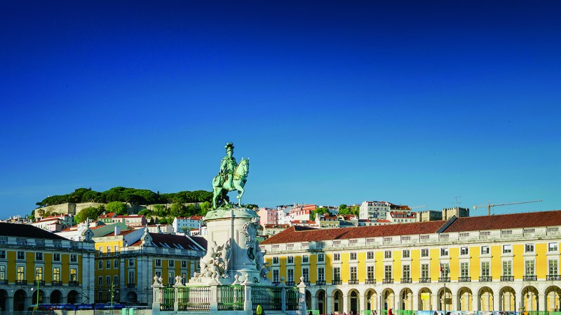 praca do comercio main square in central lisbon portugal a large building